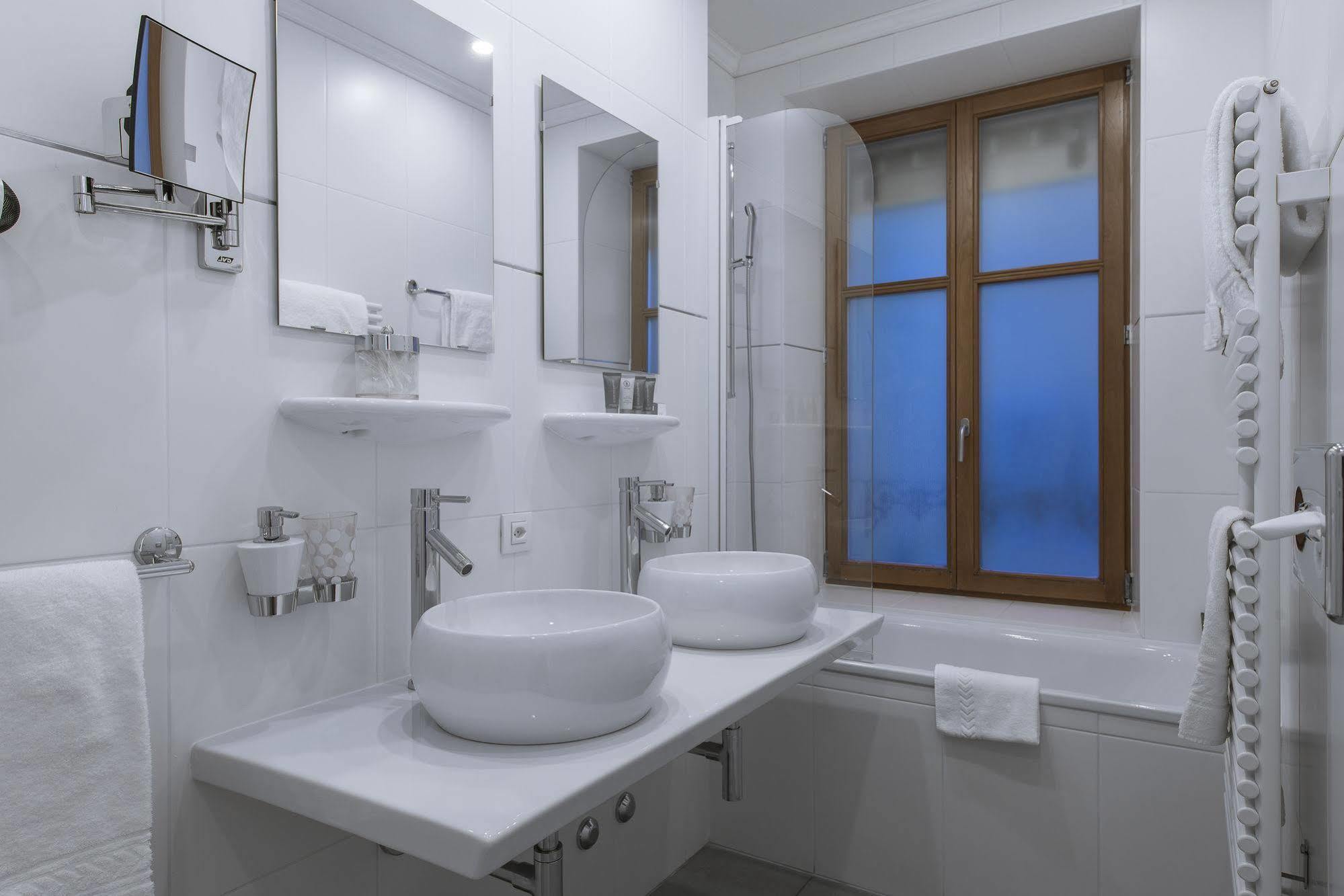 La Cour Des Augustins Boutique Gallery Design Hotel Женева Екстер'єр фото