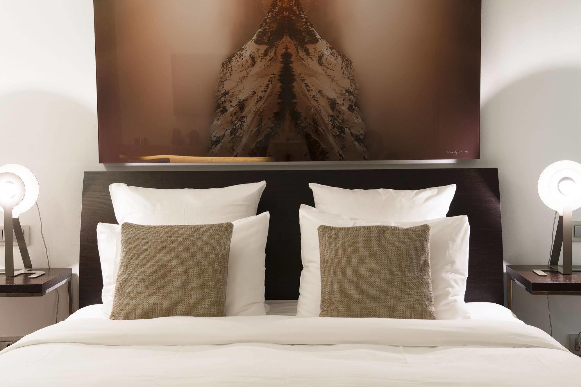 La Cour Des Augustins Boutique Gallery Design Hotel Женева Екстер'єр фото